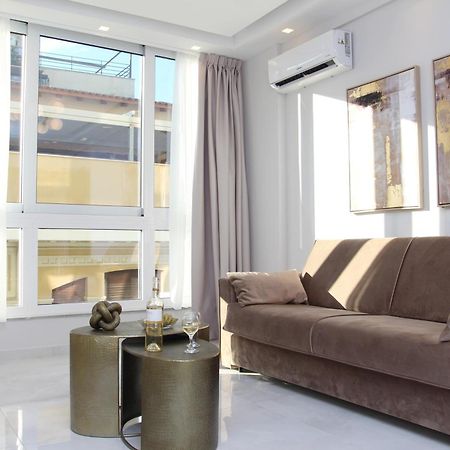 Central Metropolis Luxury Living Athén Kültér fotó