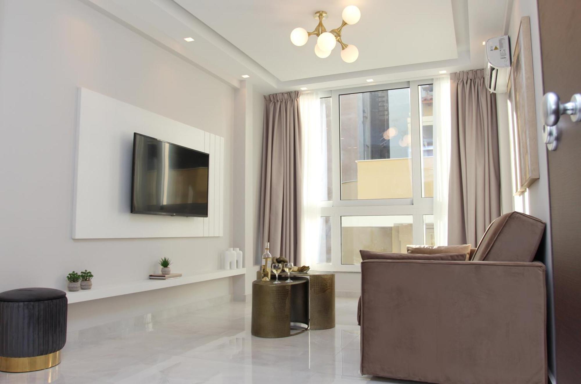 Central Metropolis Luxury Living Athén Kültér fotó