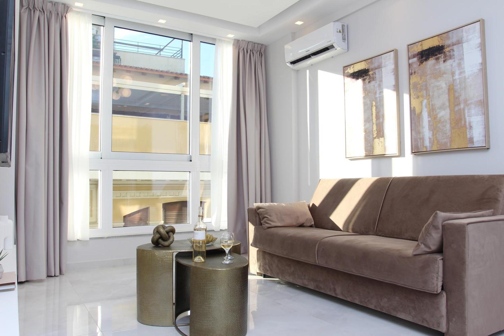 Central Metropolis Luxury Living Athén Kültér fotó